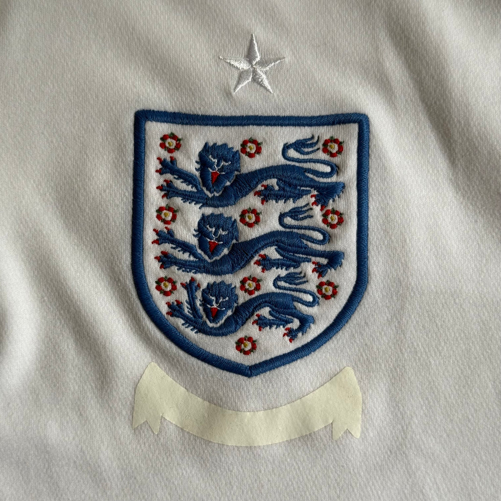 England | Home 2010/11 (M)
