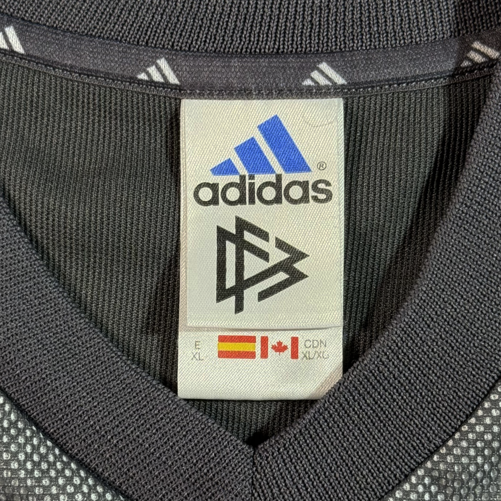 Deutschland | Away #11 Klose 2002/03 (XL)