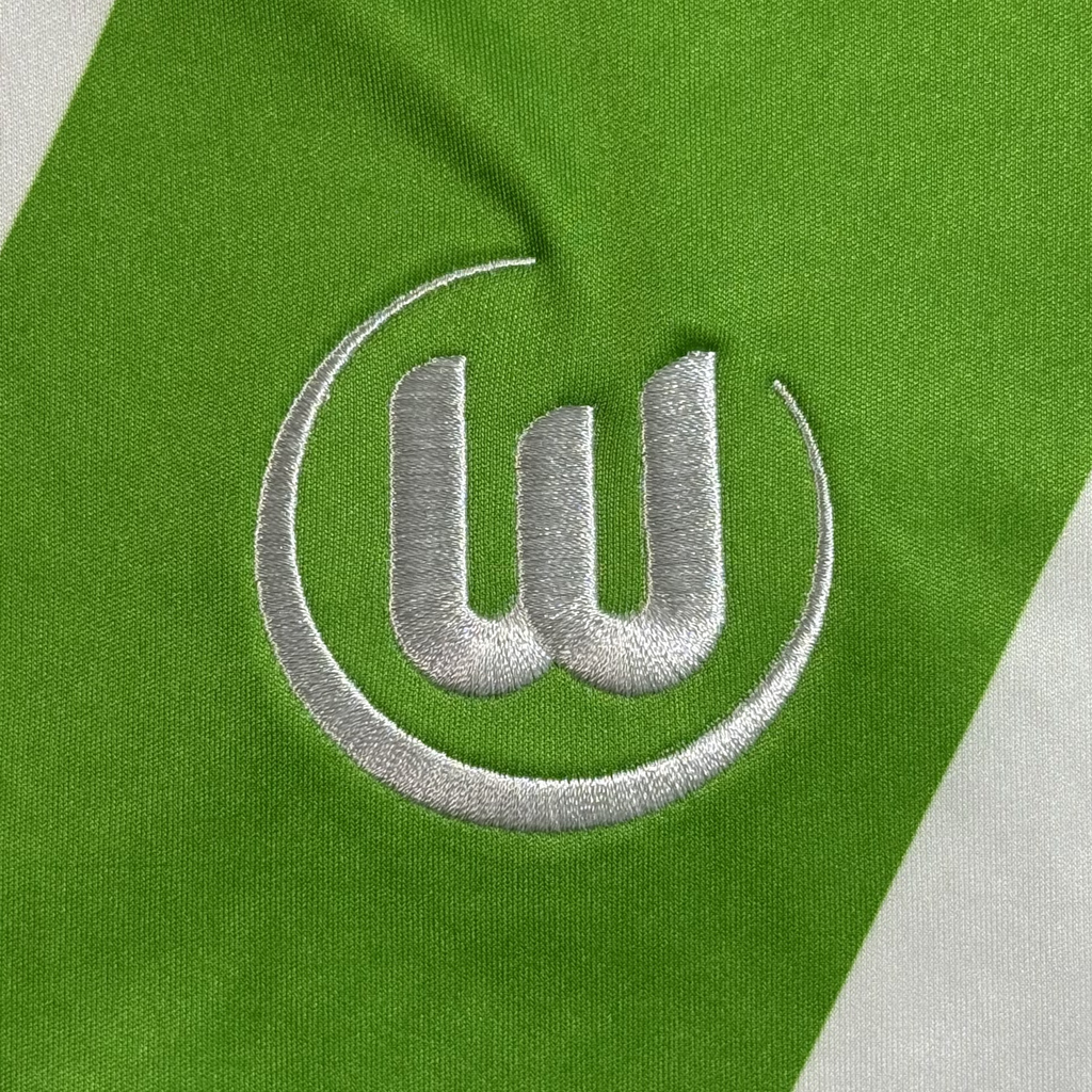 VfL Wolfsburg | Home 2013/14 (M)