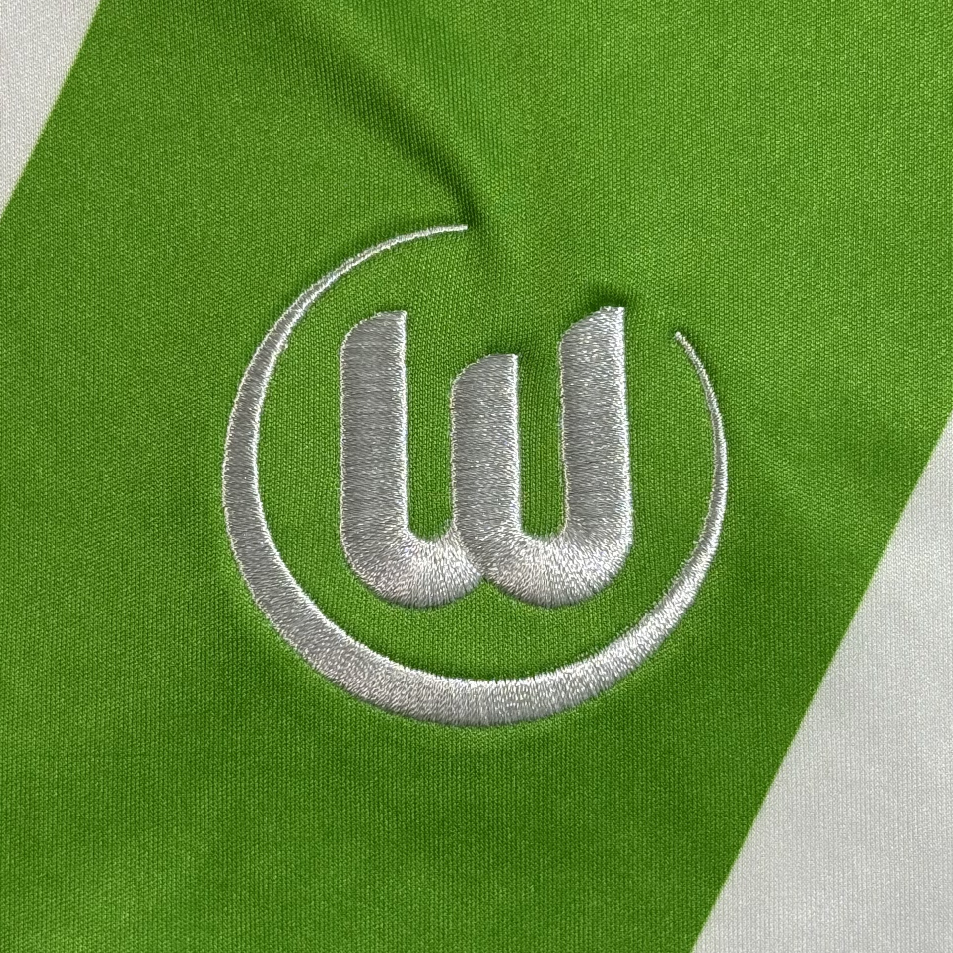 VfL Wolfsburg | Home 2013/14 (M)